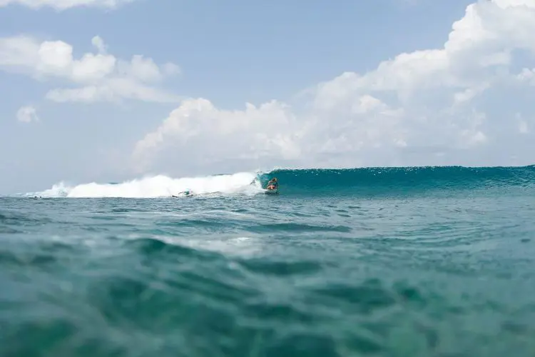 One of the Maldives' Greatest Waves Faces Serious Threat